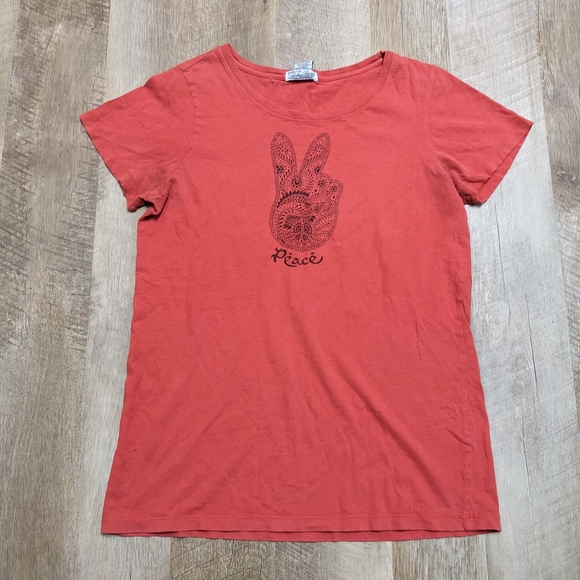 Lucky Brand Peace Victory Hand Red Tee Shirt - Picture 2 of 5